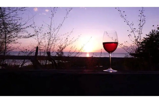 Superior Sunset Getaway