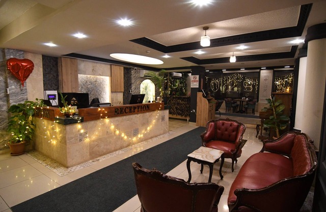 SUR PALACE HOTEL