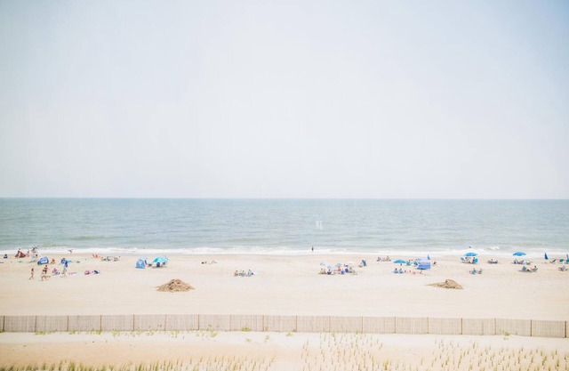 Surf Club Oceanfront Hotel