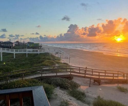 Surfside Beachfront Luxe