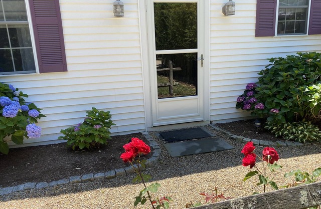 Classic Vacation Cottage-New Central A / C
