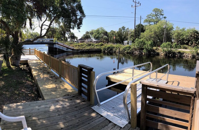 Suwannee Vacation Home