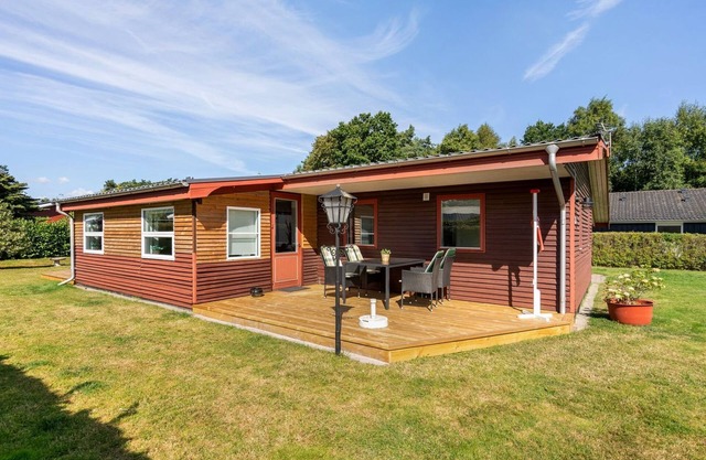 "Sveina" - 600m from the sea by Interhome