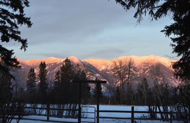 Swan Mntn View--Entire, Private Basement Suite, Close to GNP, Whitefish & Lake.
