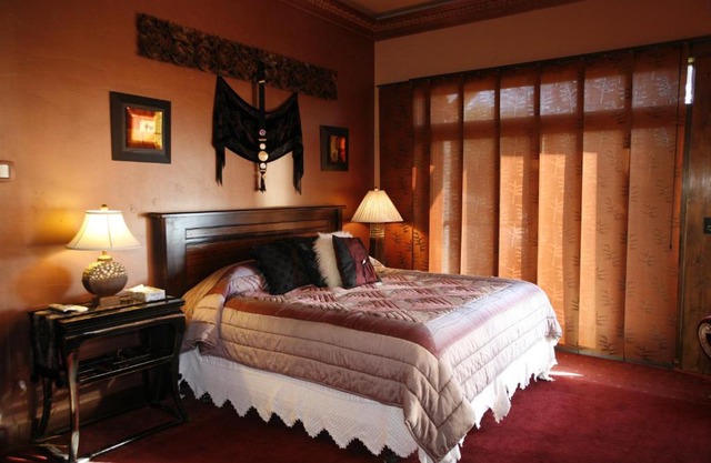 Swan River Inn