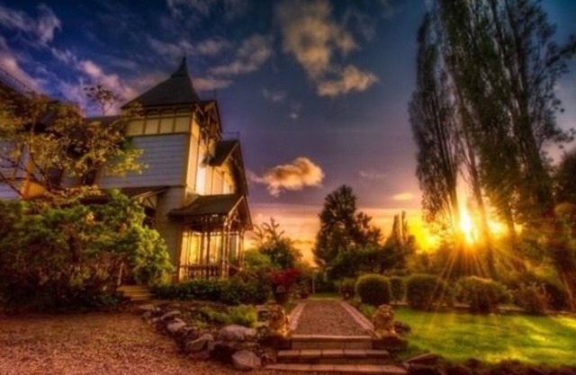 Swantown Inn