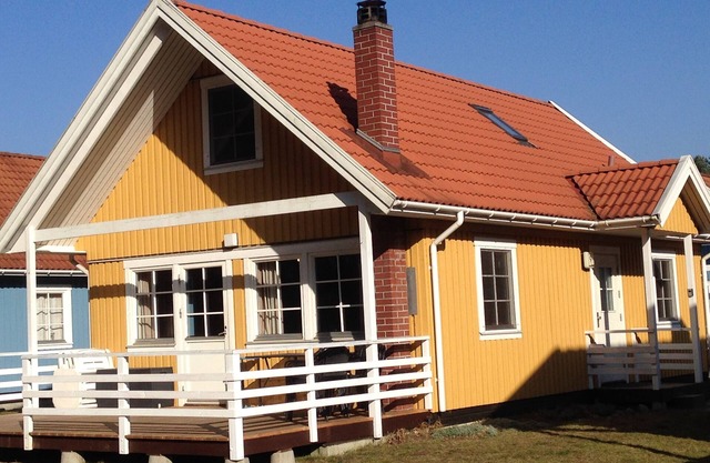 Schwedenhaus mit 2 Booten, 4 Schlafzimmern 2 Duschbädern am Useriner See