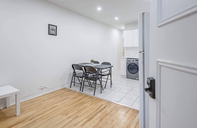 Sweet 2 Beds Apt 10mins Walk From Metro St-Michel!