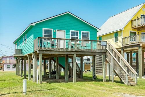 Sweet Caroline by the Coast - Short Walk to the Beach or Jetty Park