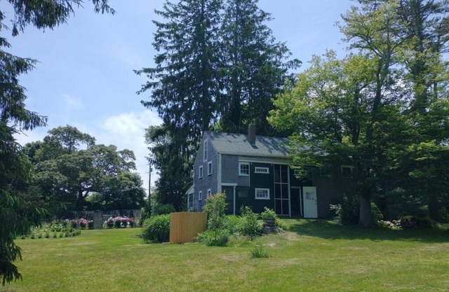 Sweet country barn with WiFi in L Compton