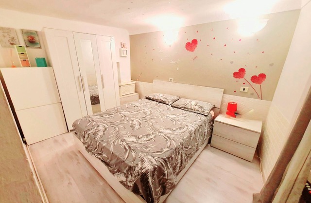 Sweet Home Apartment 15 min from the sea