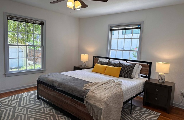 Sweet Home in Vibrant Alamo City