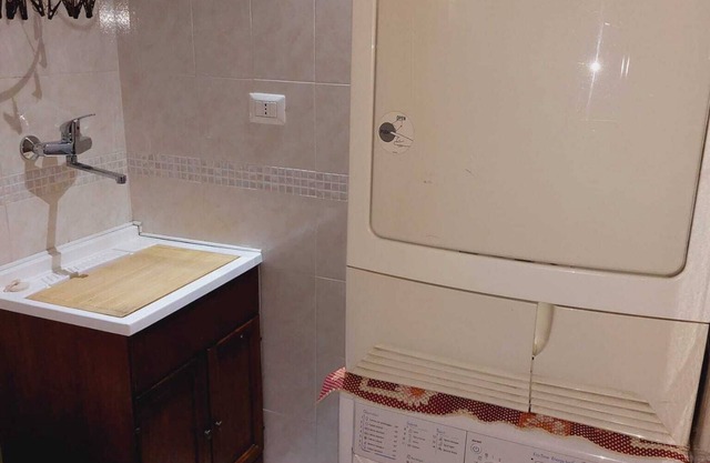 SWEET HOME - LARGE TWO-ROOM