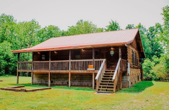 "Sweet Life" * Log Cabin auf Cosby Creek mit Wifi-