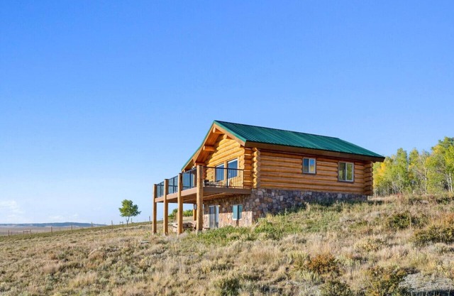 Sweet MTN Cabin 2bedroom 2bath picturesque views
