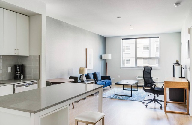 Sweet Newcastle 1BR w/ Gym, Pool, Pet Area & W/D, by Blueground