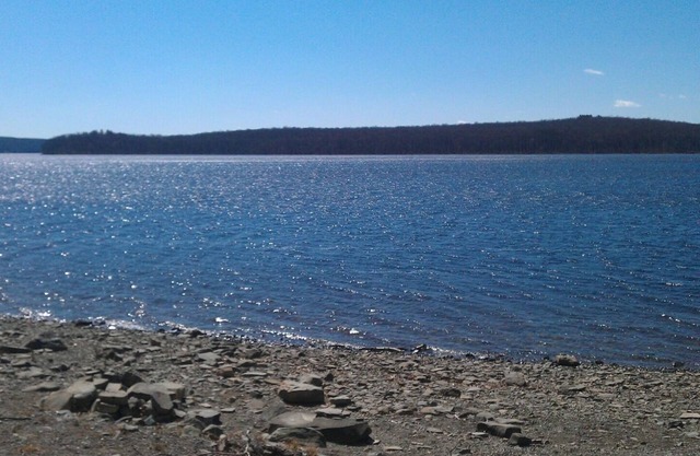 sweet retreat a spacious home near of most lakes, and poconos attractions