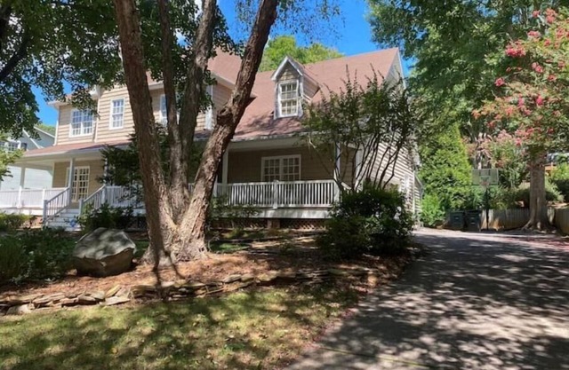 Sweet Southern Dream - 3 Bed, 2.5 Bath, & Office