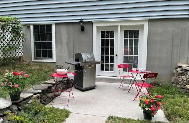 Sweet spot studio on village outskirts