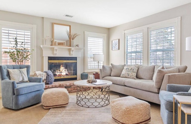 Sweet Springs Bay View Home - monthly only