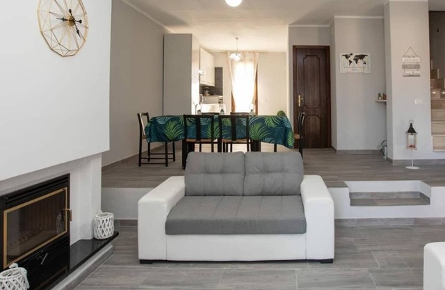 SWEETHOUSE PULA VACATION HOME SARDINIA PULA CAGLIARI