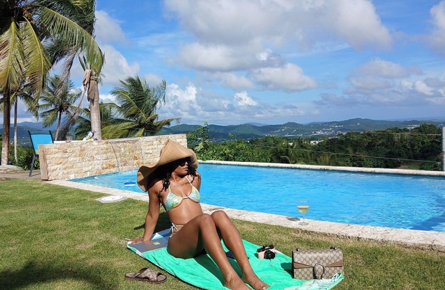 Swim & Paint Art Retreat/Adventures