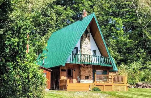 Swiss Miss A-Frame Minutes from Ellicottville!
