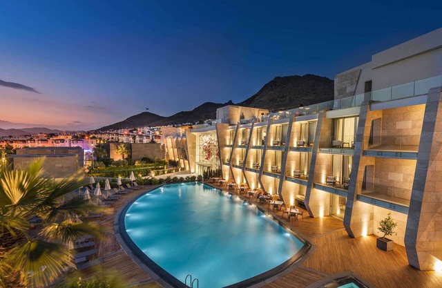 Swissotel Resort Bodrum Beach
