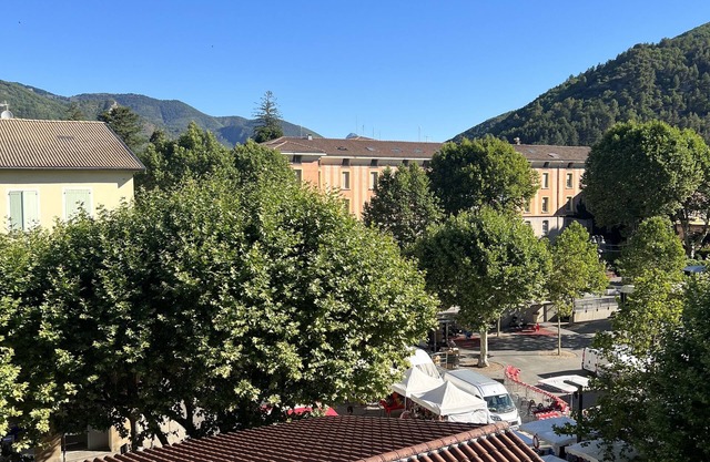 T1 Digne Ideales Funktionszentrum für Kurgäste und Urlauber
