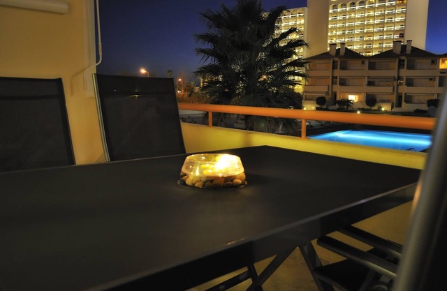 1 Schlafzimmer mit Meerblick in der privaten Wohnanlage neben dem Crowne Plaza in Vilamoura