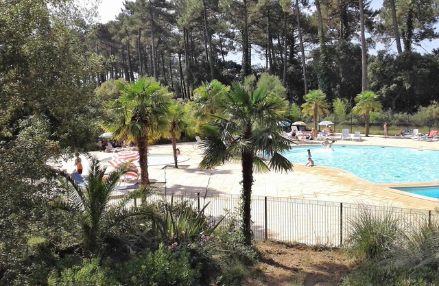 T2 "türkis" ONDRES PLAGE mit Pool und Tennis