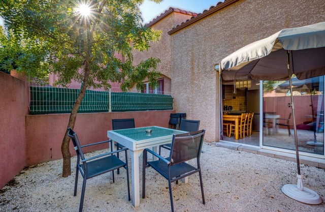 T3 Apartment with Garden, Hérault near Lake Salagou