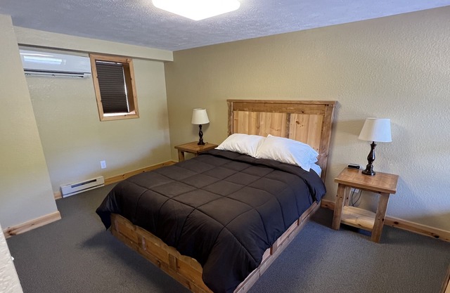 Tahquamenon Suites Lodging - One-Bedroom Suite # 3