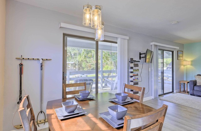 Tailing Tides Getaway w/ Covered Boat Parking!