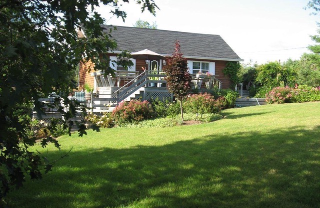 Tallpines Bungalow
