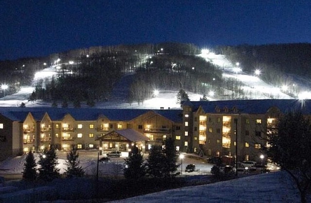 Tamarack Club At Holiday Valley Ski in/out Deluxe Condo w/ Mini Kitchen Sleeps 4
