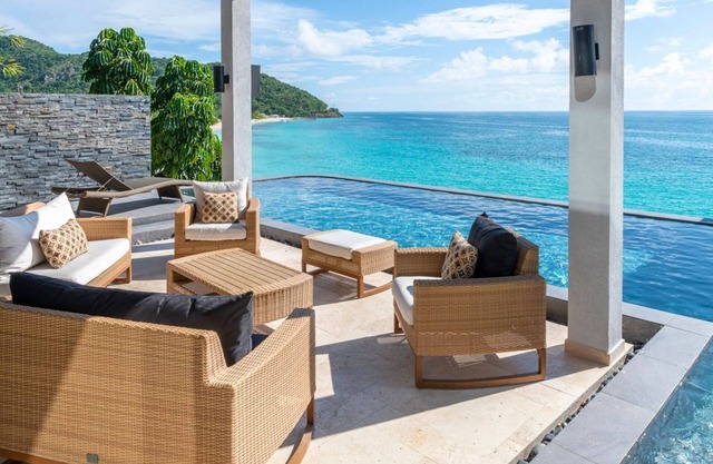 Villa Batilda - Vier Schlafzimmer Resort, Schläft 8