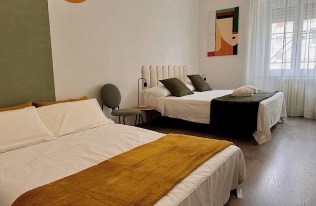 Tandem Apartment - Metro A