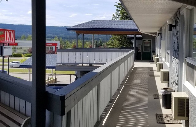 Tara Vista Inn