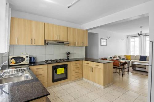 Tatu City Tranquility 3BR APT
