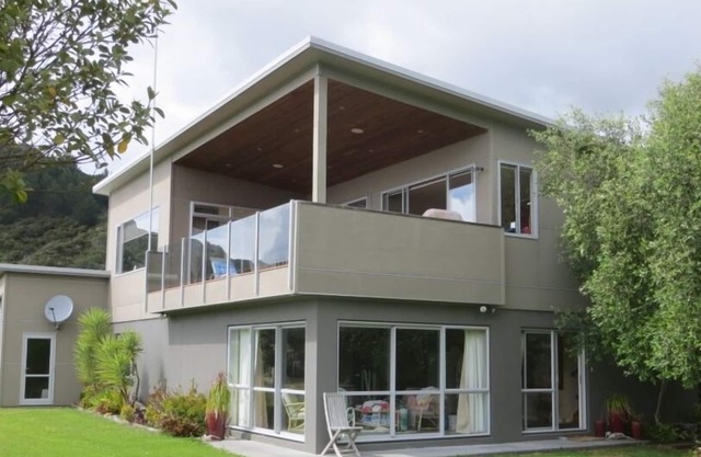 Taupo Bay Bach im hohen Norden