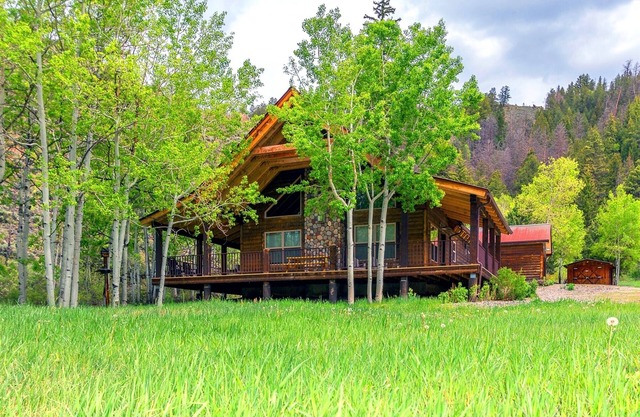 Taylormade Hideaway - Almont
