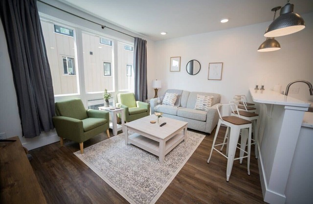 TC Condo with Private Rooftop!