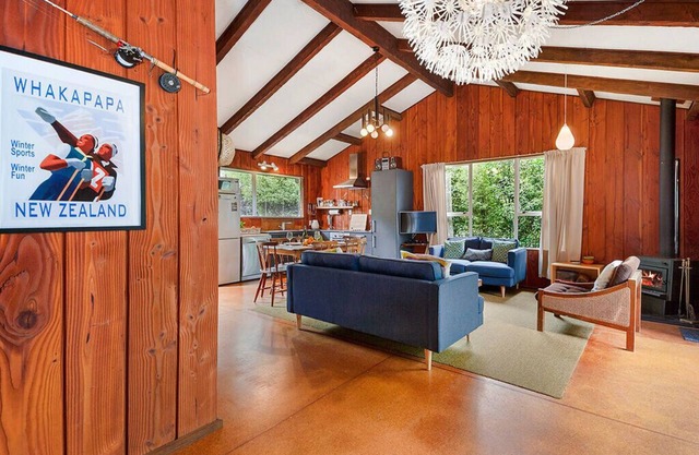 Te Kuru Cabin - Ferienhaus in Pukawa Bay