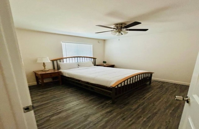 Tempe Retreat: 2BR w/ Laundry + Covered Parking