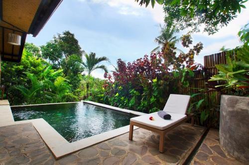 Temple Retreat Rumah Cantik