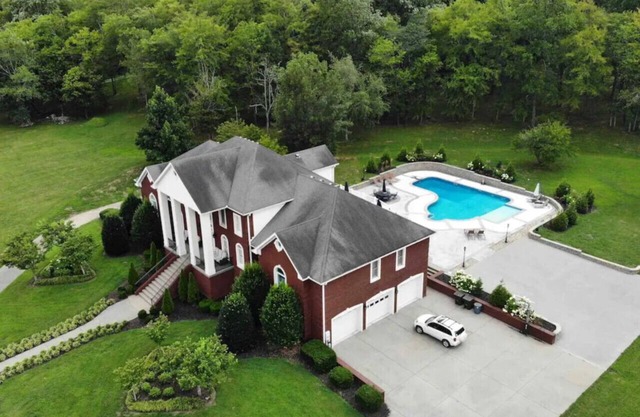 Templet House North of Nashville