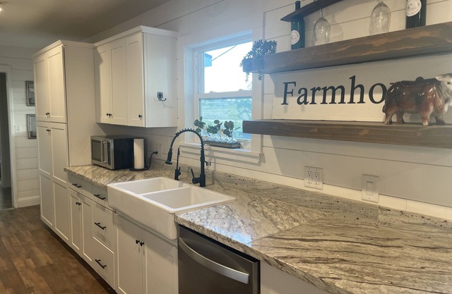 Templeton Vineyard Farmhouse in the Heart of Wine Country