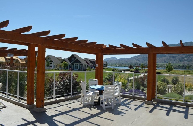 Tempranillo Suite on Osoyoos Lake #269b