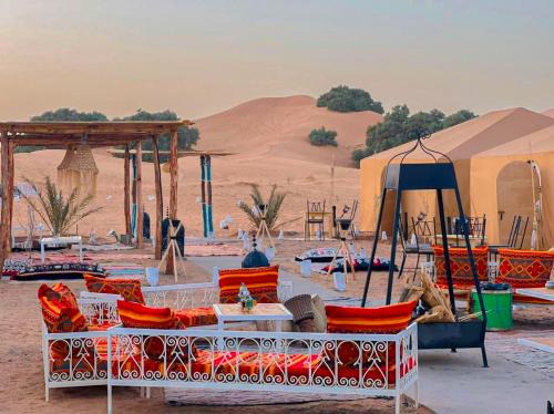 Tenere desert luxury camp